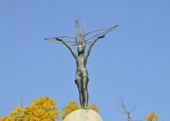 Nhân ngày 6/8, nghe lại câu chuyện của Sadako Sasaki – biểu tượng của khát vọng hòa bình trên toàn thế giới