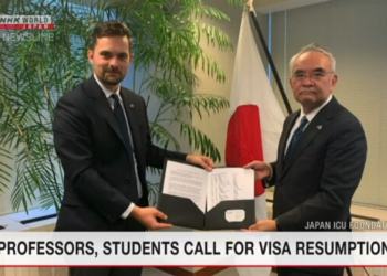 Giáo sư, sinh viên kêu gọi Nhật Bản cấp thị thực