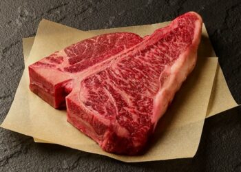 Tại sao thịt bò Wagyu lại đắt như vậy?