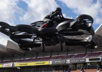 Mô tô bay của Nhật Bản sẽ “lên trời” vào năm tới