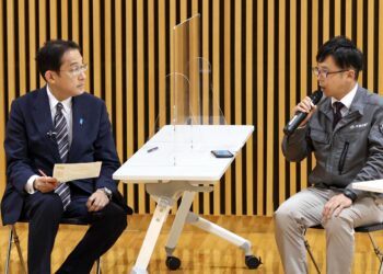 Hơn 29% cử tri ủng hộ LDP nhưng khoảng 40% cử tri vẫn chưa quyết định