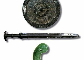 Tìm hiểu về 3 Thánh vật Hoàng gia Nhật Bản