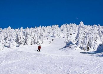 Top 6 địa điểm trượt tuyết nổi tiếng Nhật Bản