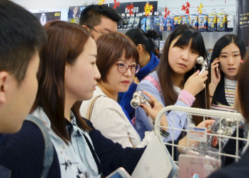 Nhật Bản sẽ không còn cho phép sinh viên nước ngoài mua hàng miễn thuế