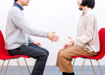 Omiai là gì? Tìm hiểu về hôn nhân sắp đặt ở Nhật Bản