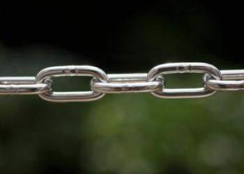 Cơ chế “nô lệ hiện đại” bóc lột thực tập sinh kỹ năng “giả vờ như không nhìn thấy” ngay cả khi họ bị hành hung hoặc bị gãy xương sườn