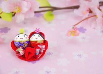 Hinamatsuri là gì? Cách kỷ niệm Lễ hội búp bê ở Nhật Bản